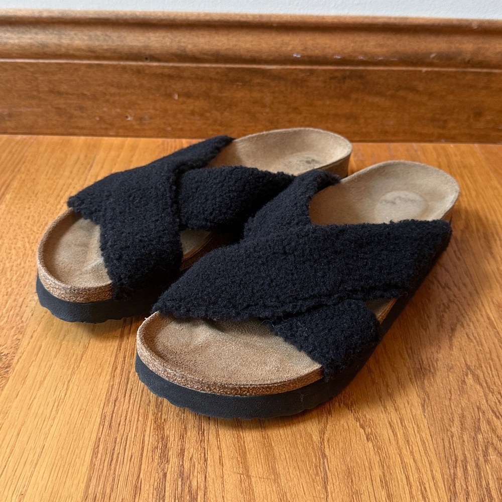 Birkenstock Papillio Shearling Sandals Black EU 39 Ladies 8-8.5 Narrow - Picture 6 of 12